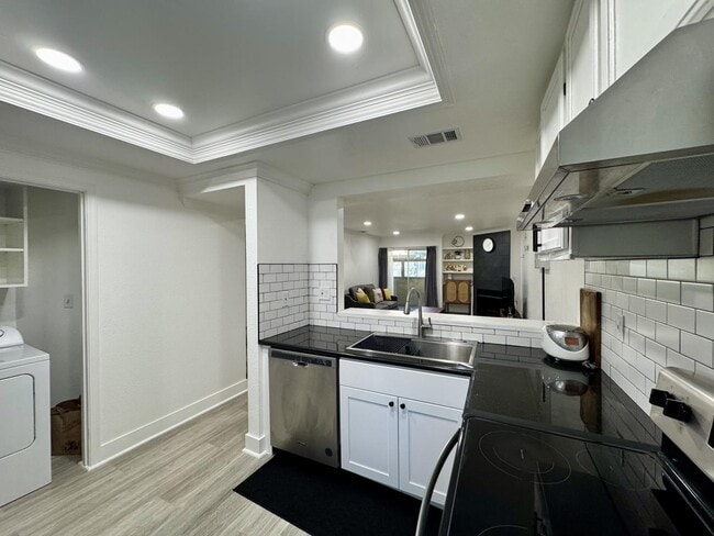 Building Photo - 1088 Summerplace Dr