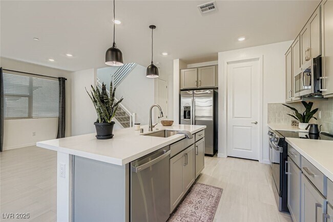 Building Photo - 1543 Hopeful Lark Ln