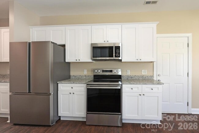 Building Photo - 10122 Victoria Blake Dr