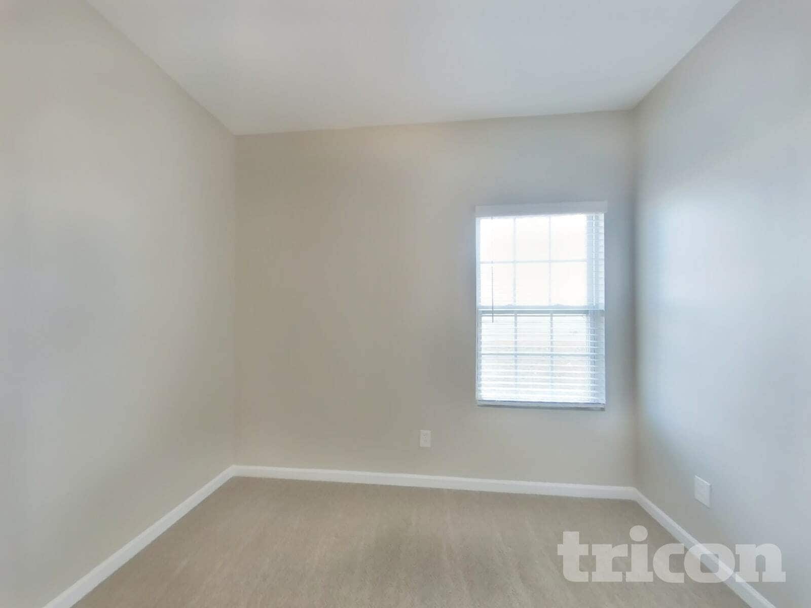 Building Photo - 3301 Pikes Peak Dr