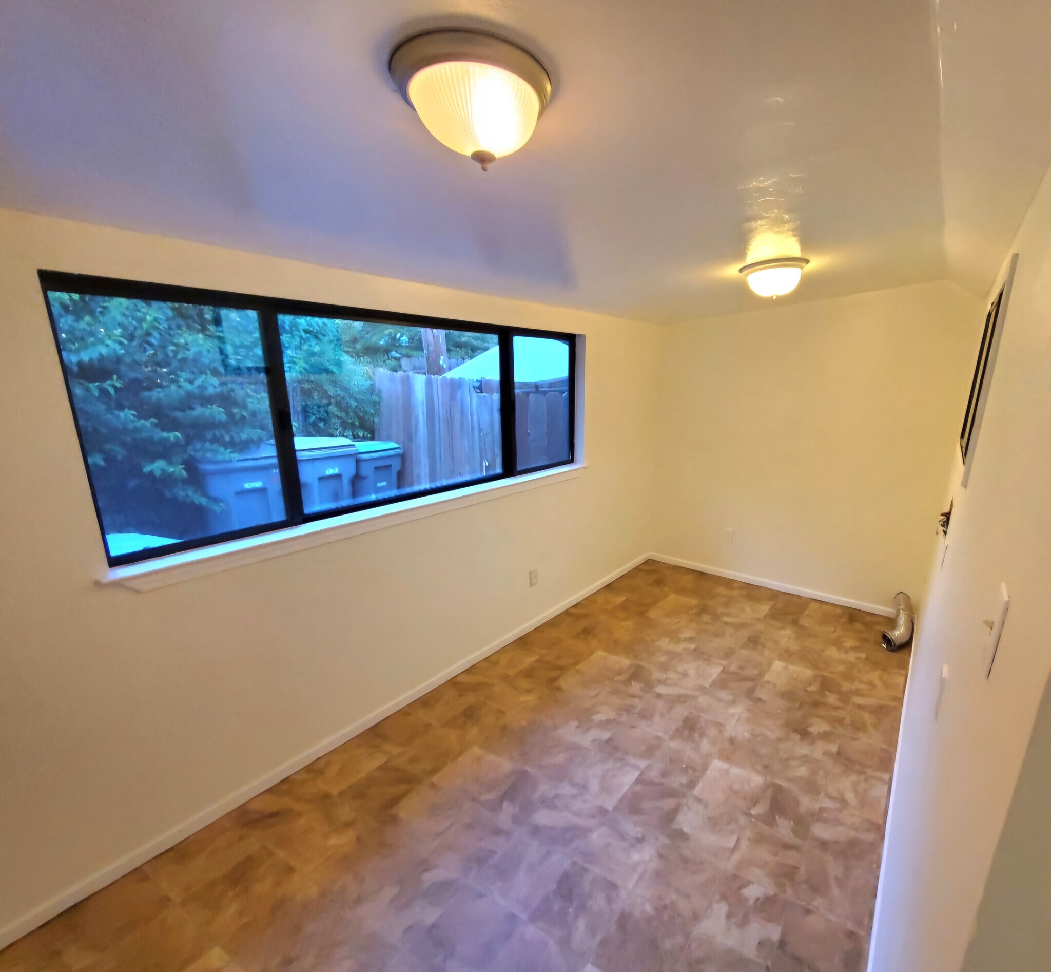 Building Photo - 1549 Virginia Ave