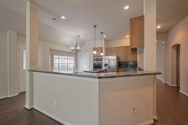 Building Photo - 8814 Fairbloom Ln