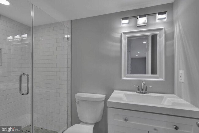 Building Photo - 10422 Woodbury Woods Ct