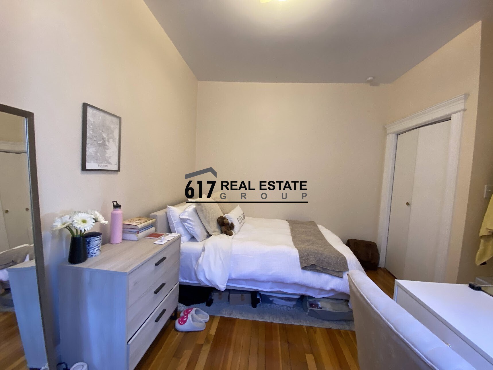 Building Photo - 16 Fuller St