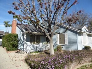 Building Photo - 2835 Iron Hills Way