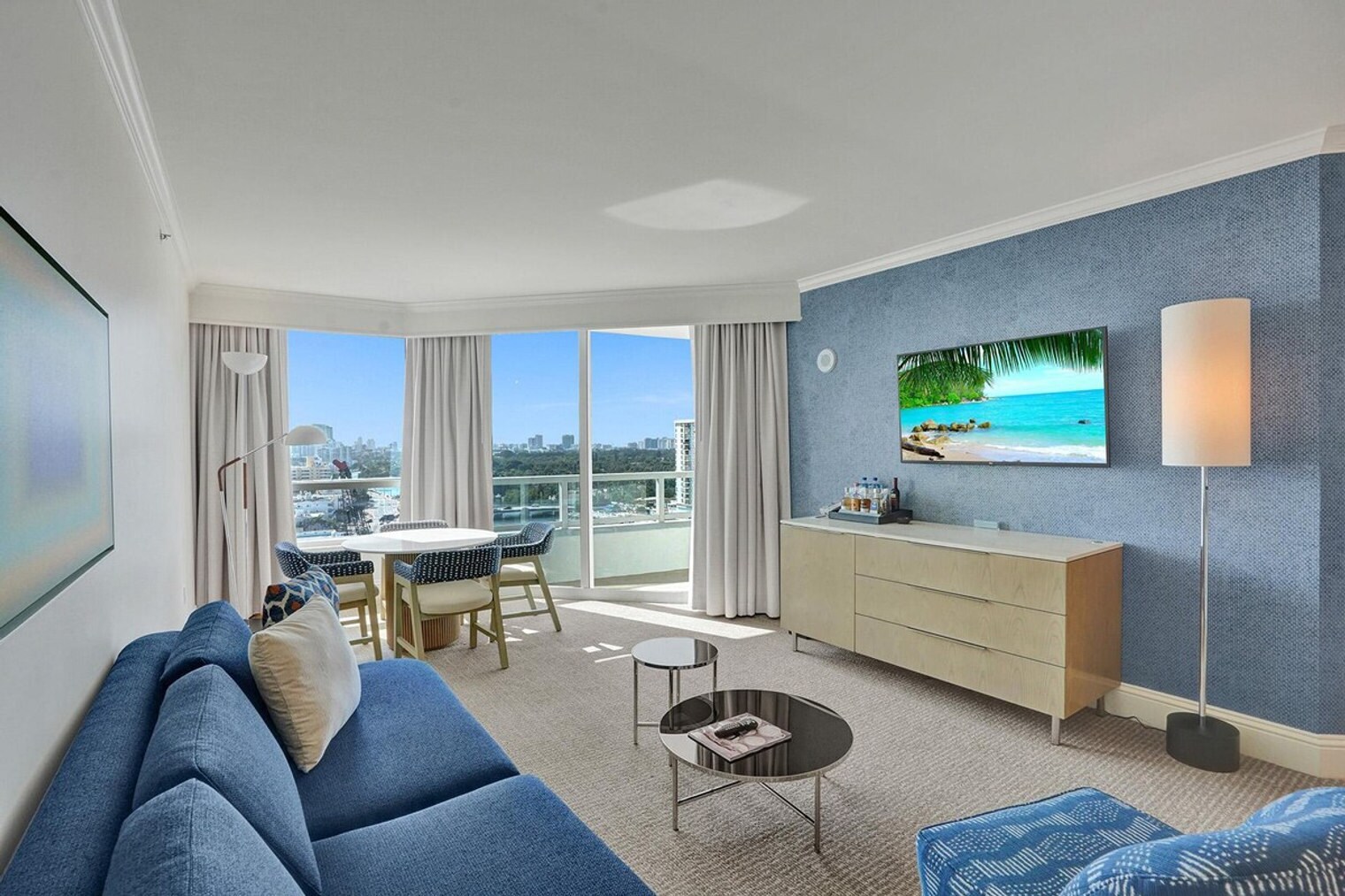 Building Photo - 4401 Collins Ave