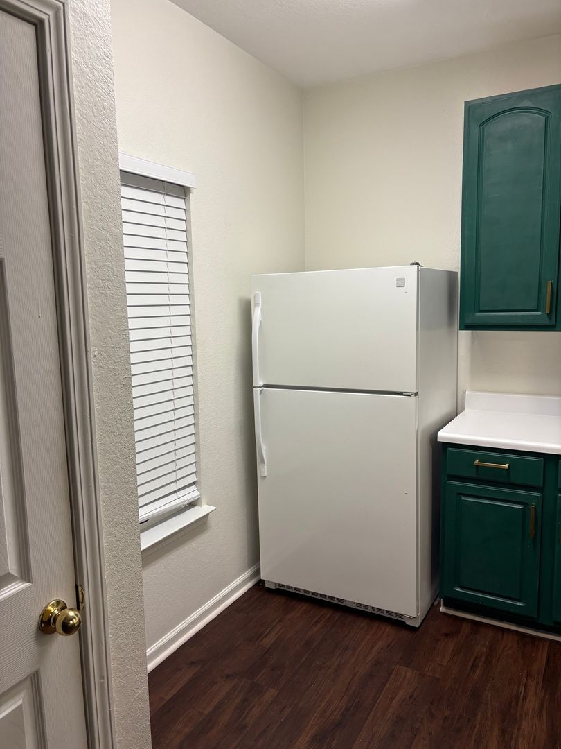 Building Photo - 2726 Snapfinger Manor