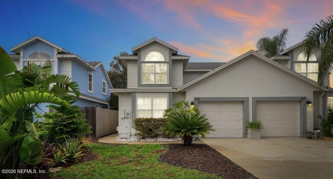 Building Photo - 629 10th Ave S