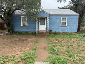 Building Photo - 3 bed 1 Bath Home