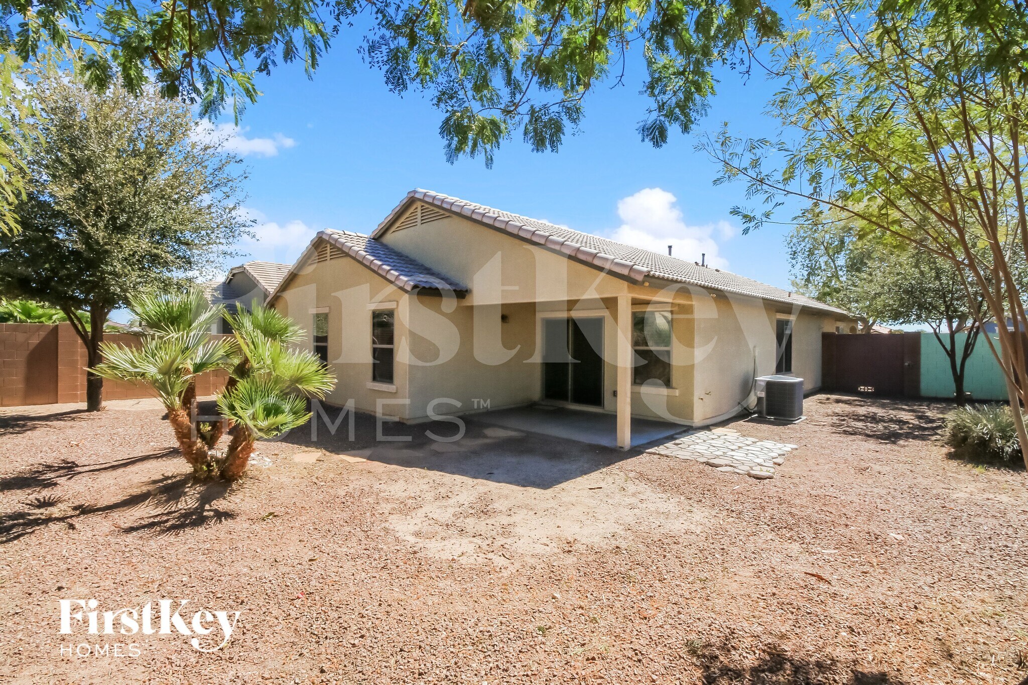 Building Photo - 18582 W Vogel Ave