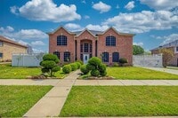 Building Photo - 808 Sabona Dr