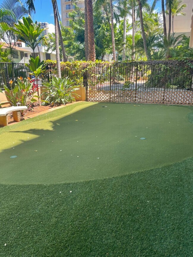 Building Photo - Loft at Waikiki - 2 Bdrm/2 Bath/2 Prkg - $4,500