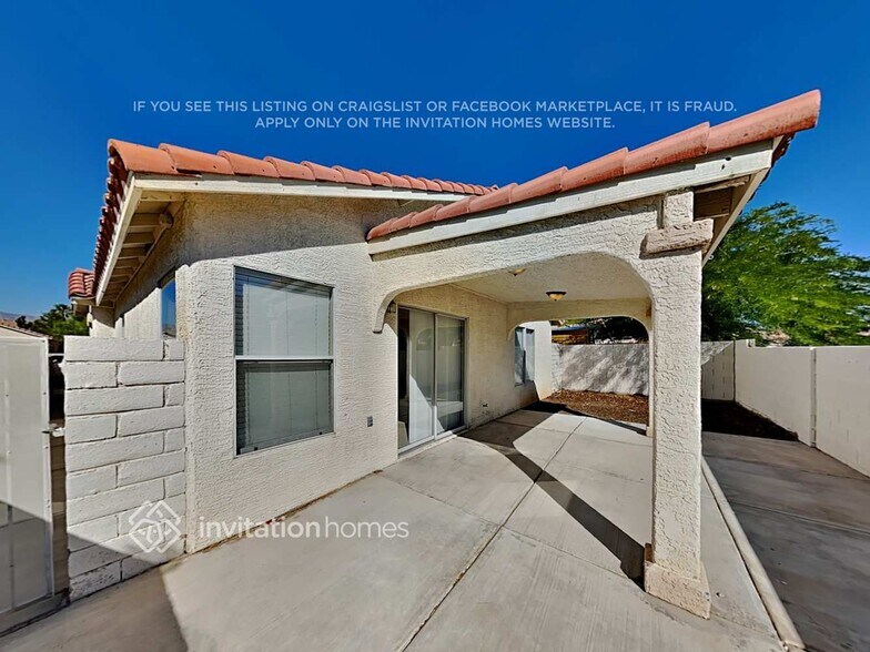 Building Photo - 7920 N Willow Pines Pl