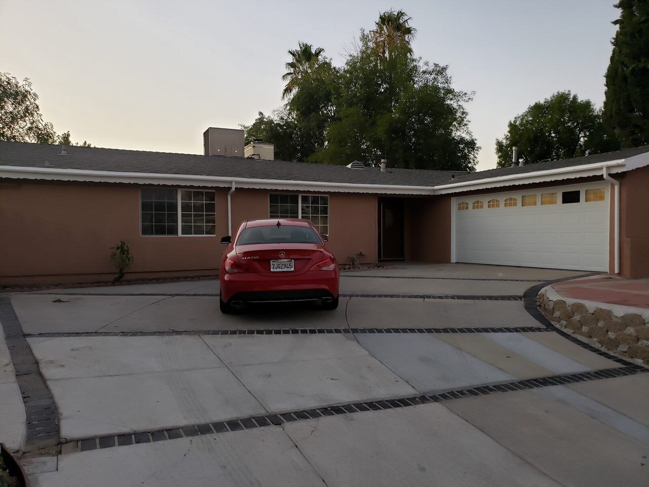 Building Photo - 5853 McDonie Ave