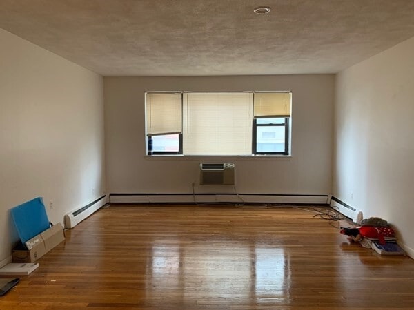 Building Photo - 1028 Commonwealth Ave