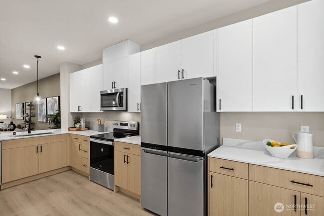 Building Photo - 16111 36th Ave W