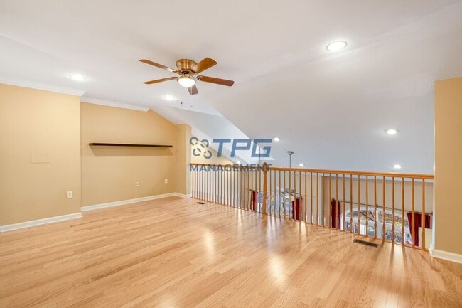 Building Photo - 117 Donato Cir