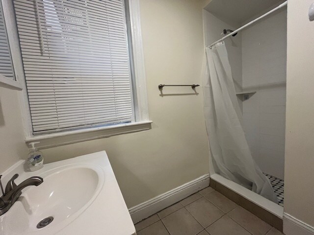 Building Photo - 35 Queensberry St