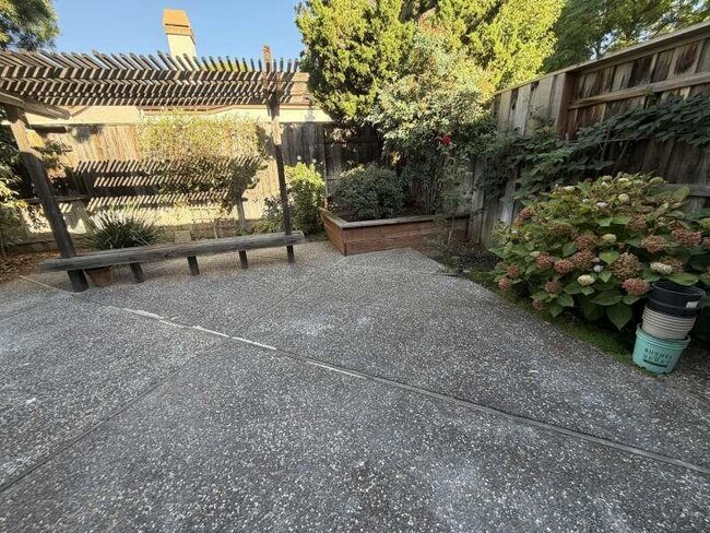 Building Photo - 4709 Malero Pl