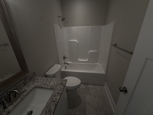 Building Photo - 1112 Phillips St SW