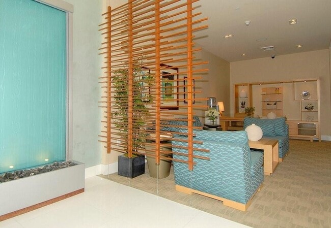 Building Photo - 2821 N Ocean Blvd