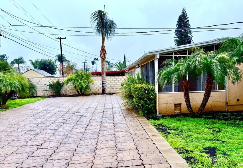 Building Photo - 6482 Adair Ave