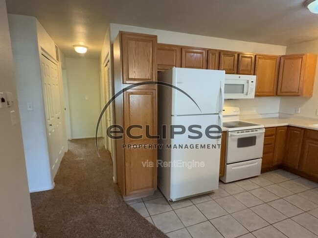 Building Photo - 497 Coronado Ct