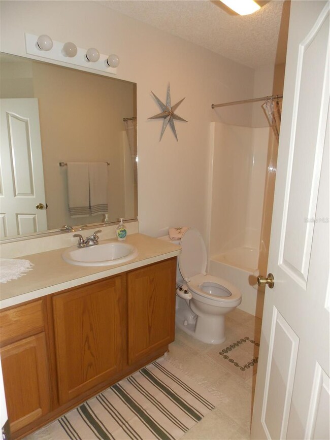 Building Photo - 1256 Camero Dr