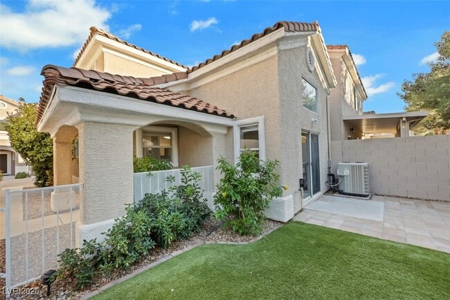 Building Photo - 1409 Beaver Spring St