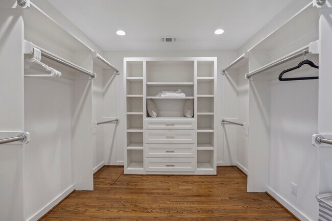 Master closet - 6513 Malvey Ave