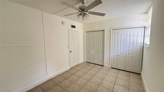 Building Photo - 801 NW 47th Ave