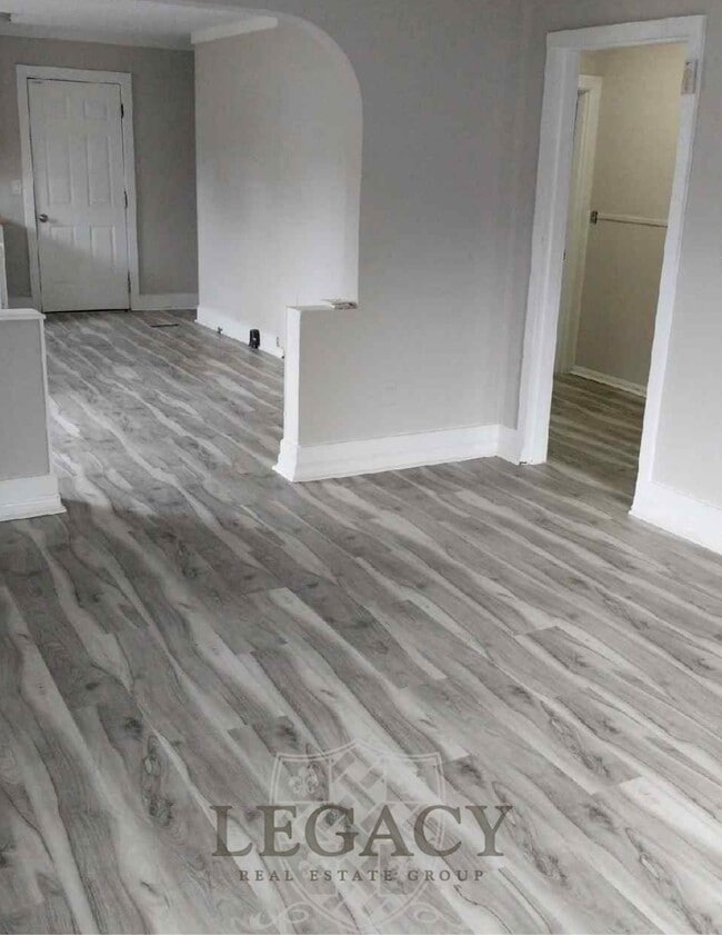 Building Photo - 1976 Loney Dr