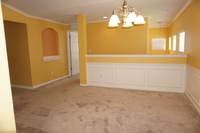 Building Photo - 2 Bedroom 2 Bathroom 55+ Community