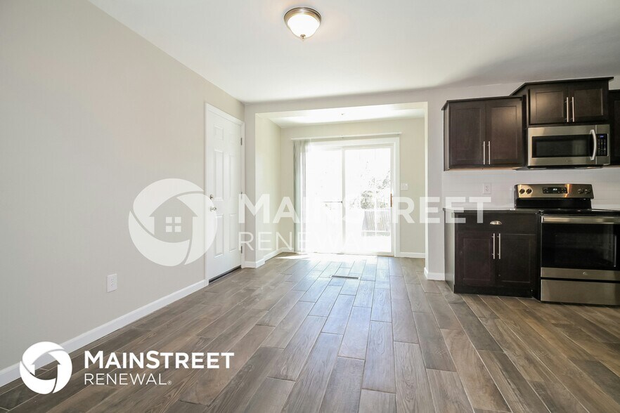 Building Photo - 6332 NW 58th Terrace