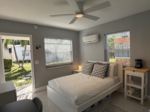 Building Photo - 11050 Biscayne Blvd