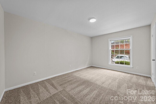 Building Photo - 4605 Coronado Dr
