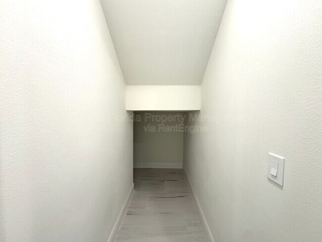 Building Photo - 9819 Gobat Aly