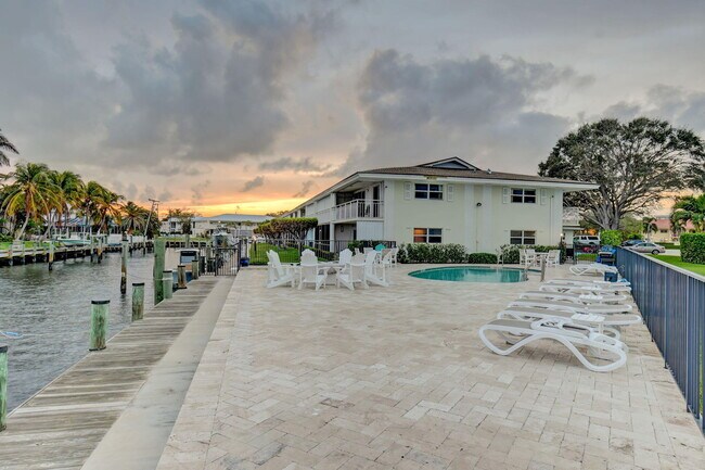 Building Photo - 68 Yacht Club Dr