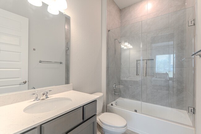 Building Photo - 25018 Pavonia Lake Ln