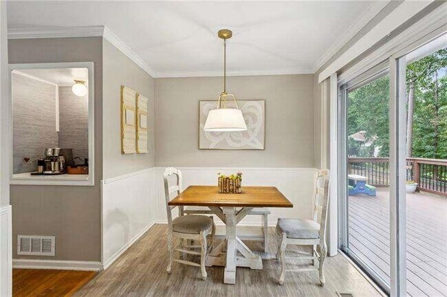 Building Photo - 3137 Ann Rd SE