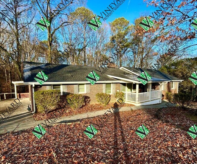 Building Photo - 261 Ridgeway Rd