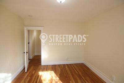 Building Photo - 1 bedroom in Boston MA 02135