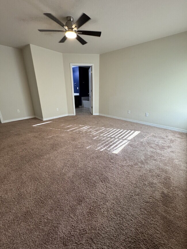 Building Photo - Move in Special 1/2 off first full month's...