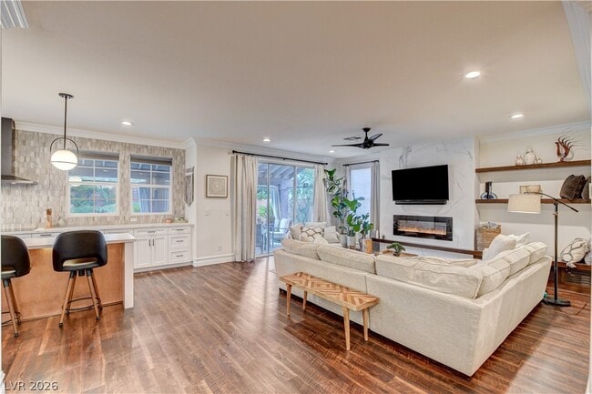 Building Photo - 1409 Palantine Hill Dr
