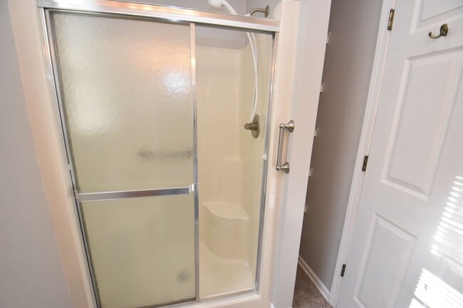 Building Photo - PHM Schools!  4 bedroom 3 bath Home in Gra...
