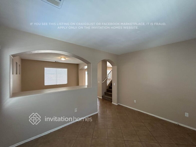 Building Photo - 12170 W Yavapai Ln