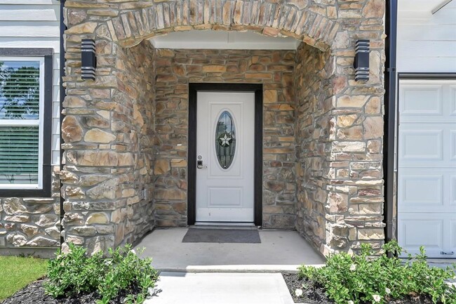 Building Photo - 13222 Donegal Way