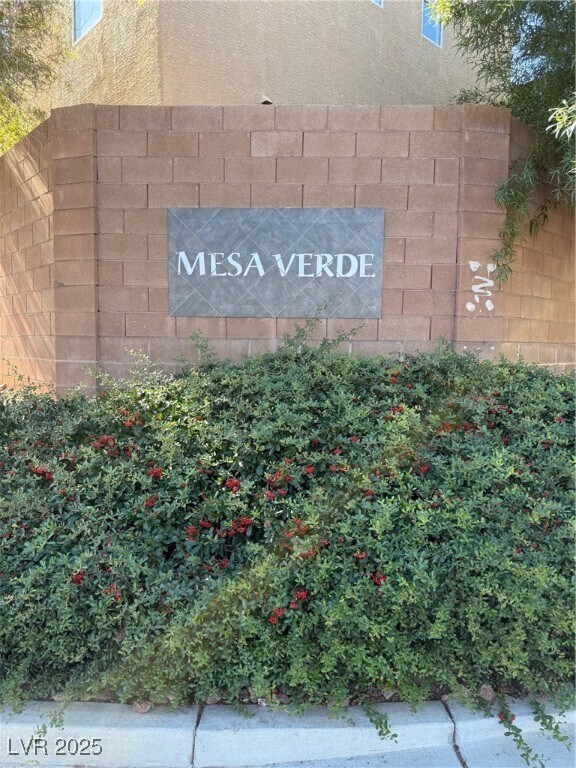 Primary Photo - 6042 Peaceful Creek St