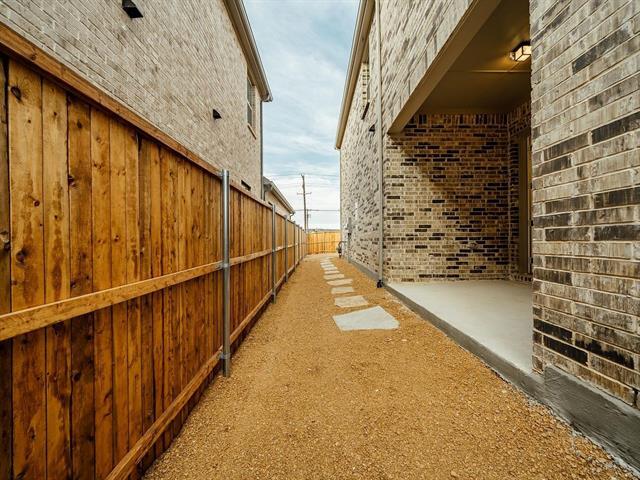 Building Photo - 7613 Regal Ln