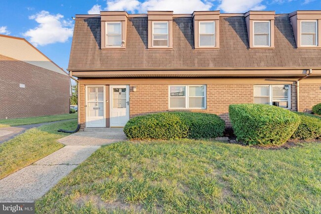 Building Photo - 1117 Kaye Ct